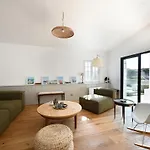 500 Les Bardons Prestige And Comfort