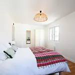 500 Les Bardons Prestige And Comfort