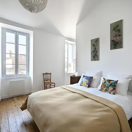 500 Les Bardons Prestige And Comfort Villa