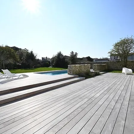 Villa 500 Les Bardons Prestige And Comfort *